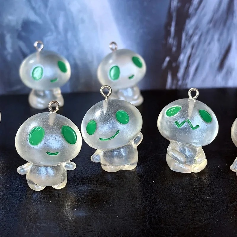 7Pcs Glow In The Dark Alien Re - Resin Art Keychain review and price
